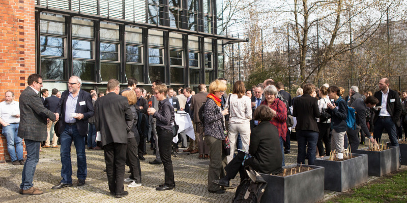 Nach einem vielseitigen Programm geht das 1. UBA Forum mit zufriedenen Gästen zu Ende