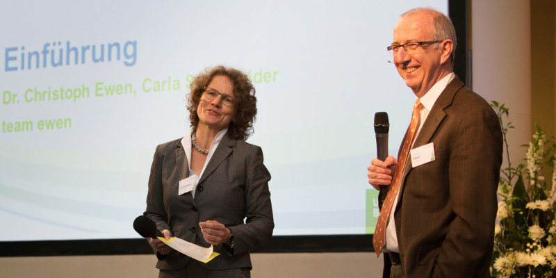 Moderiert wird das UBA Forum von Carla Schönfelder & Dr. Christoph Ewen von team ewen aus Darmstadt