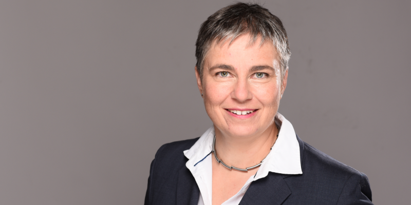 Das Foto zeigt Dr. Katrin Dziekan.